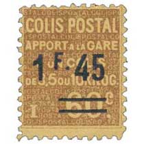 COLIS POSTAL Apport à la gare d'un colis de 3,5 ou 10 kilos.